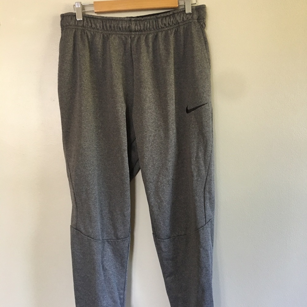 Men’s grey Nike joggers